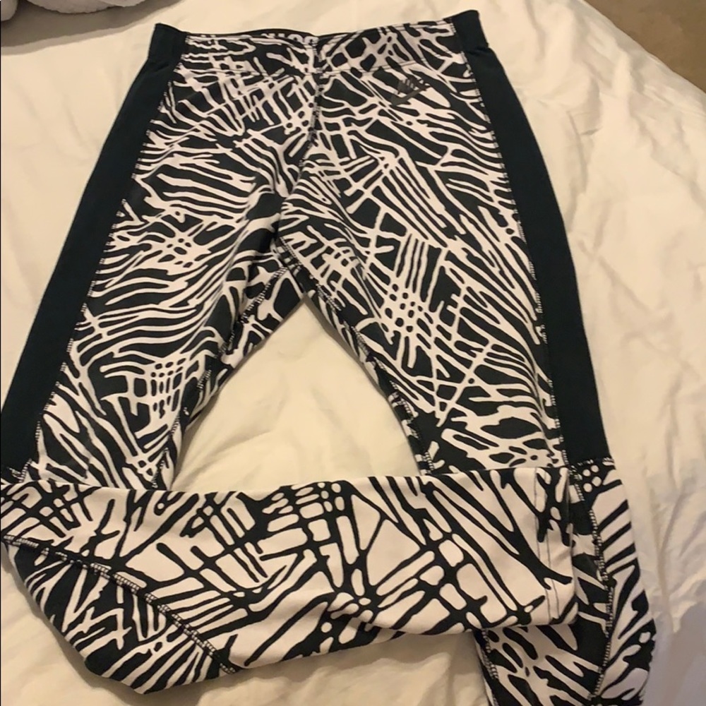 Nike leggings